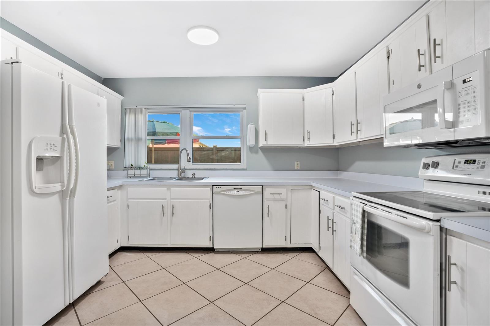 Image 10 of 36 For 435 Hunter Circle
