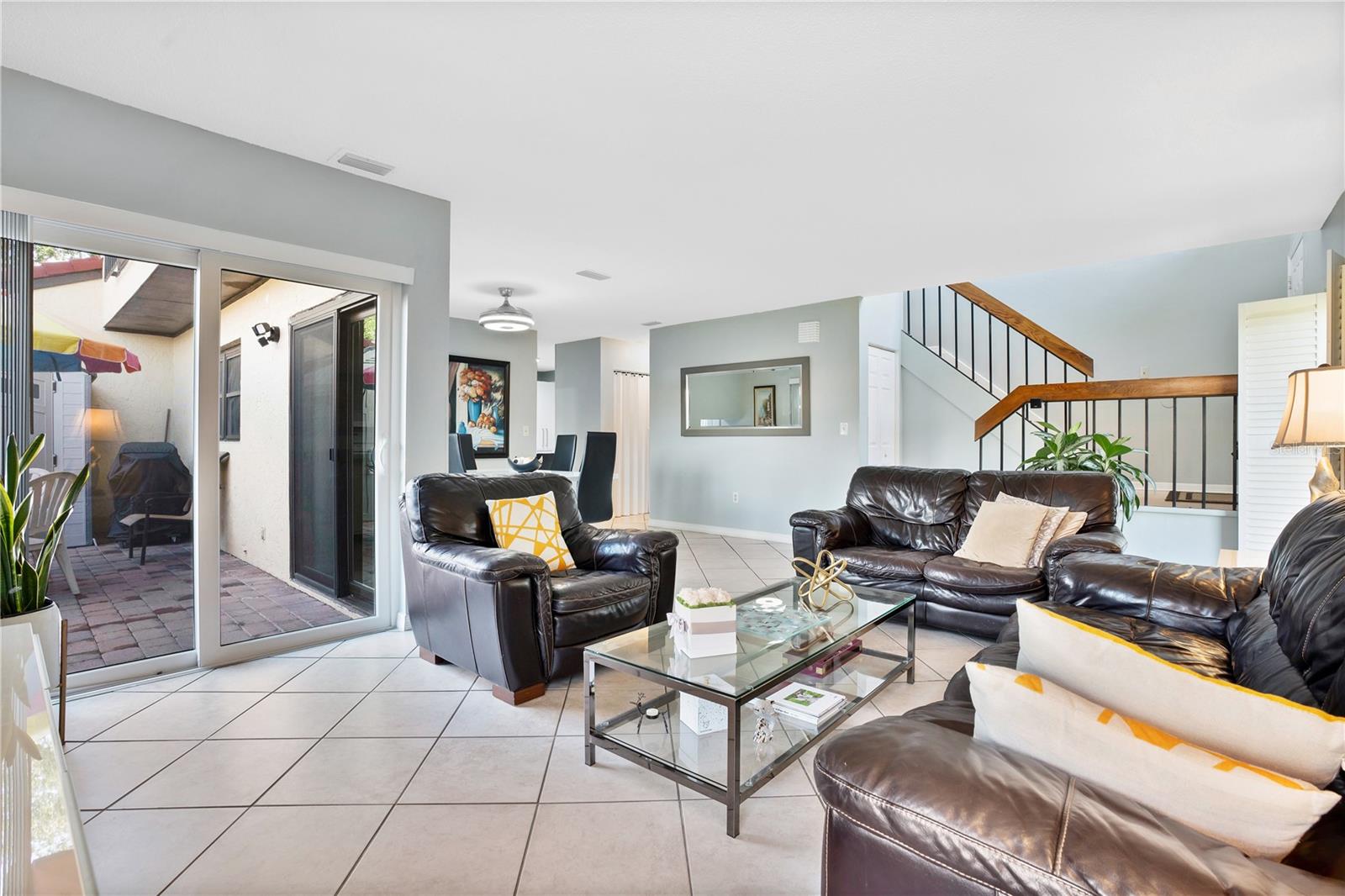 Image 6 of 36 For 435 Hunter Circle