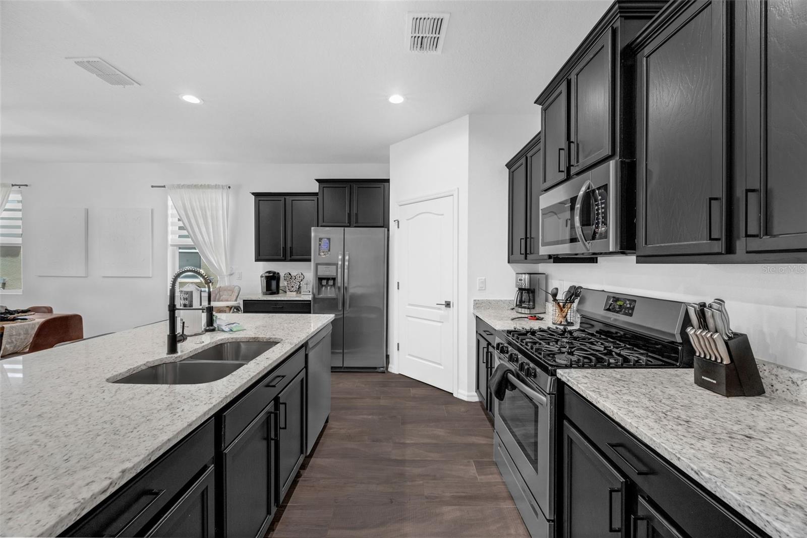 Image 12 of 55 For 5269 Oakbourne Avenue