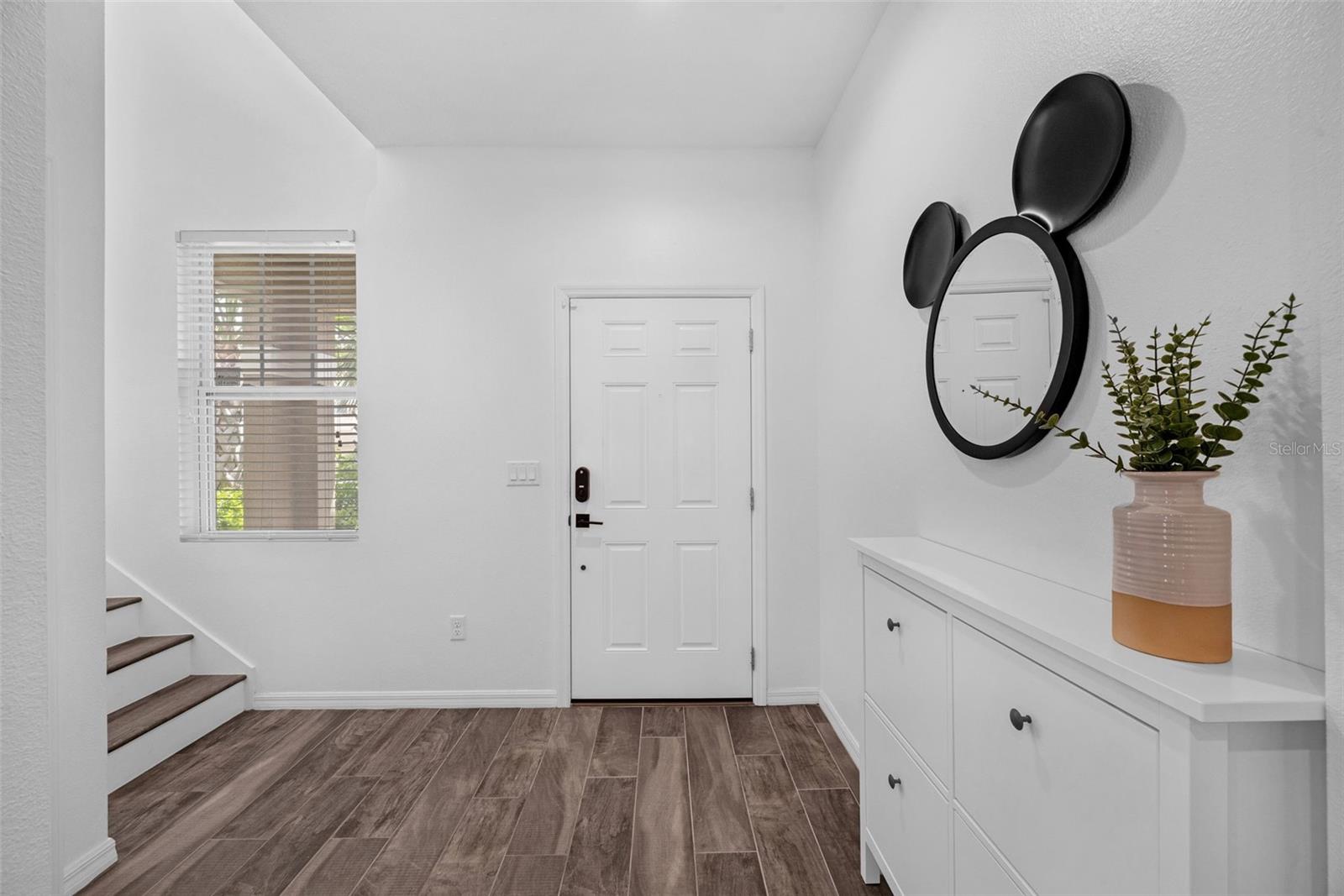 Image 4 of 55 For 5269 Oakbourne Avenue