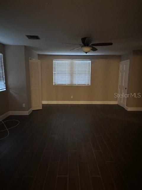 Image 22 of 26 For 861 Waterview Drive