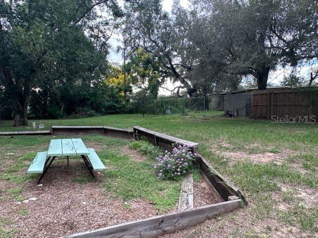 Image 5 of 26 For 861 Waterview Drive