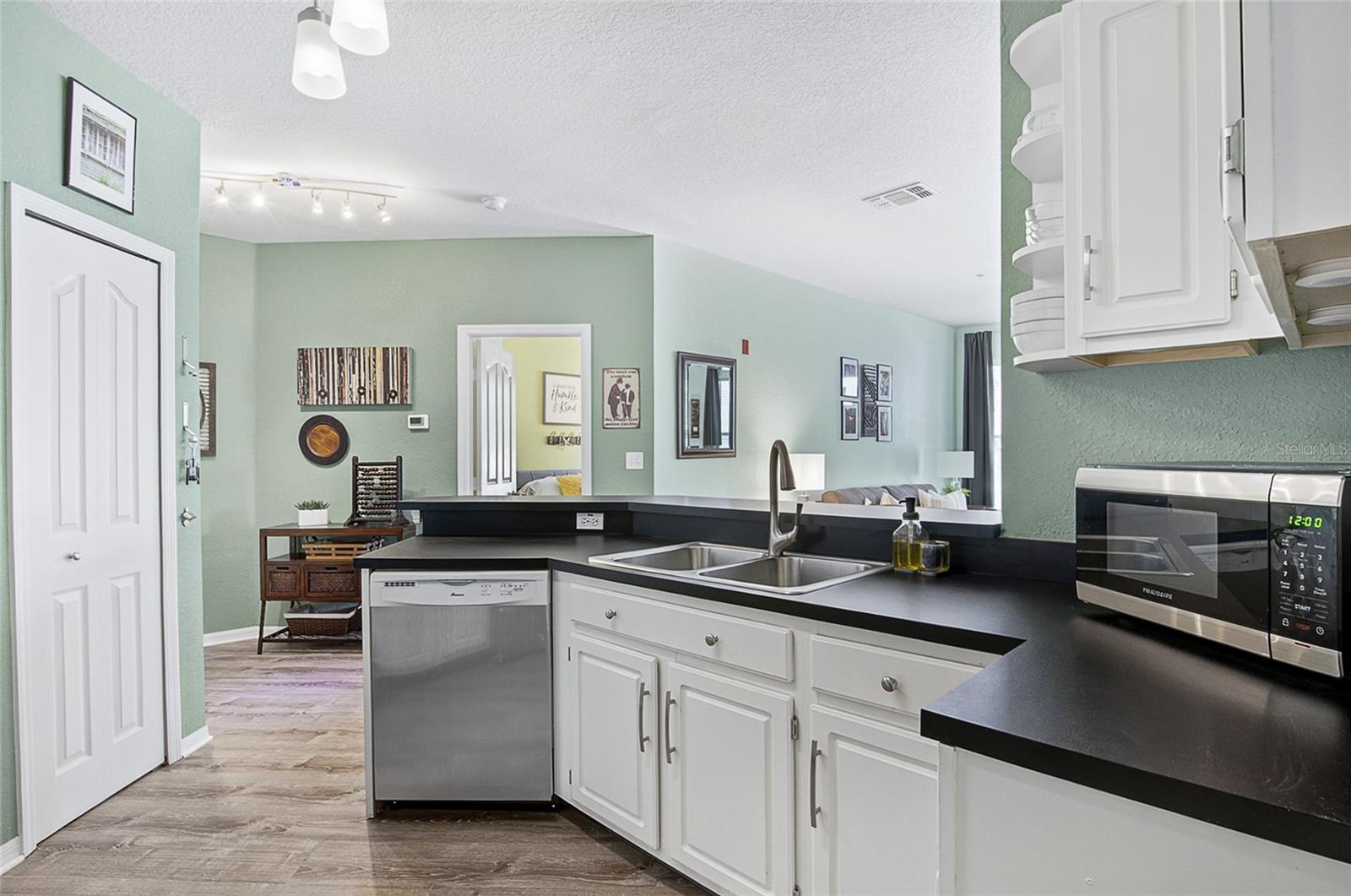Image 8 of 48 For 8813 Dunes Court 201