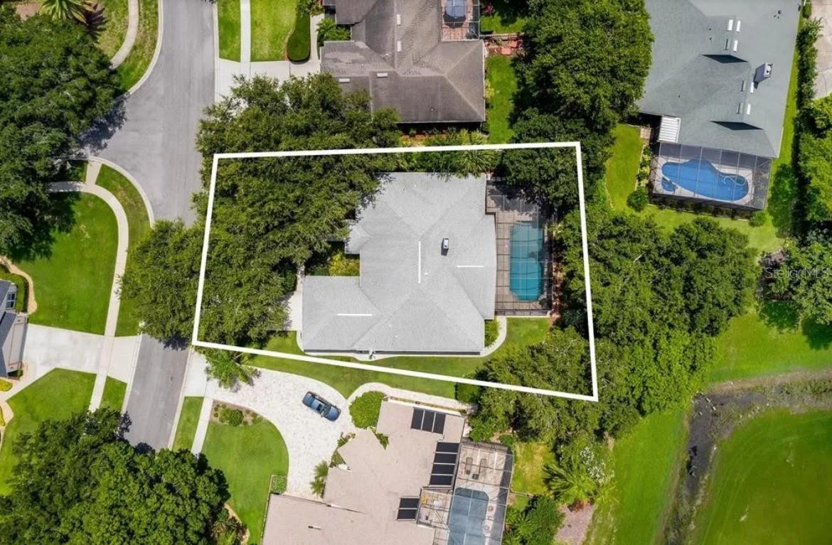 Image 30 of 34 For 10324 Pointview Court