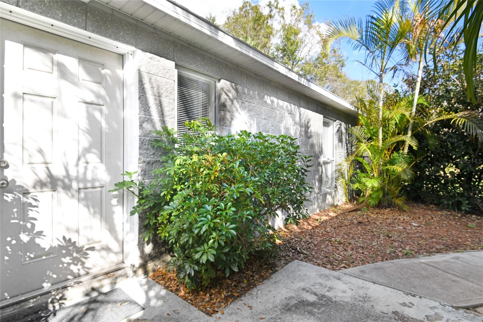 Image 11 of 16 For 704 Grape Avenue