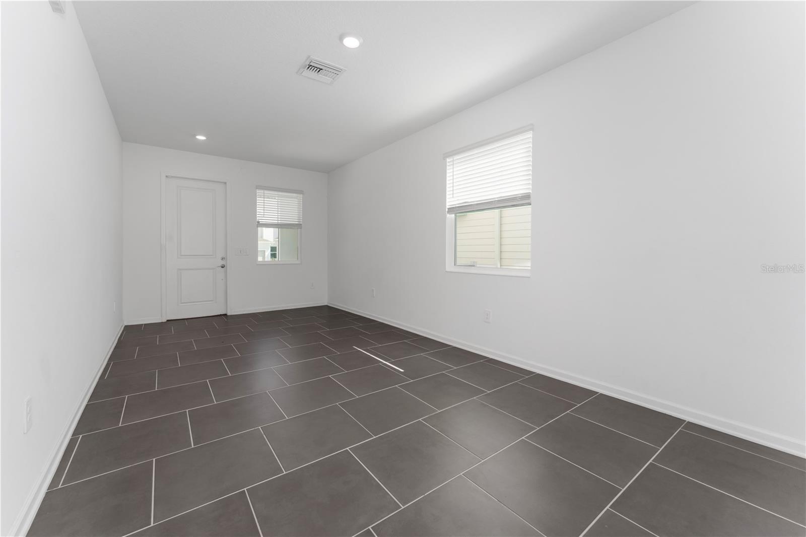 Image 3 of 27 For 7600 Danube Road