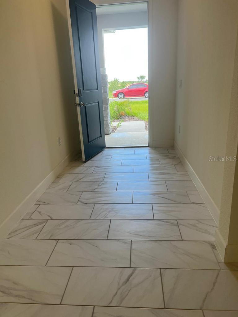 Image 7 of 18 For 520 Overpool Avenue