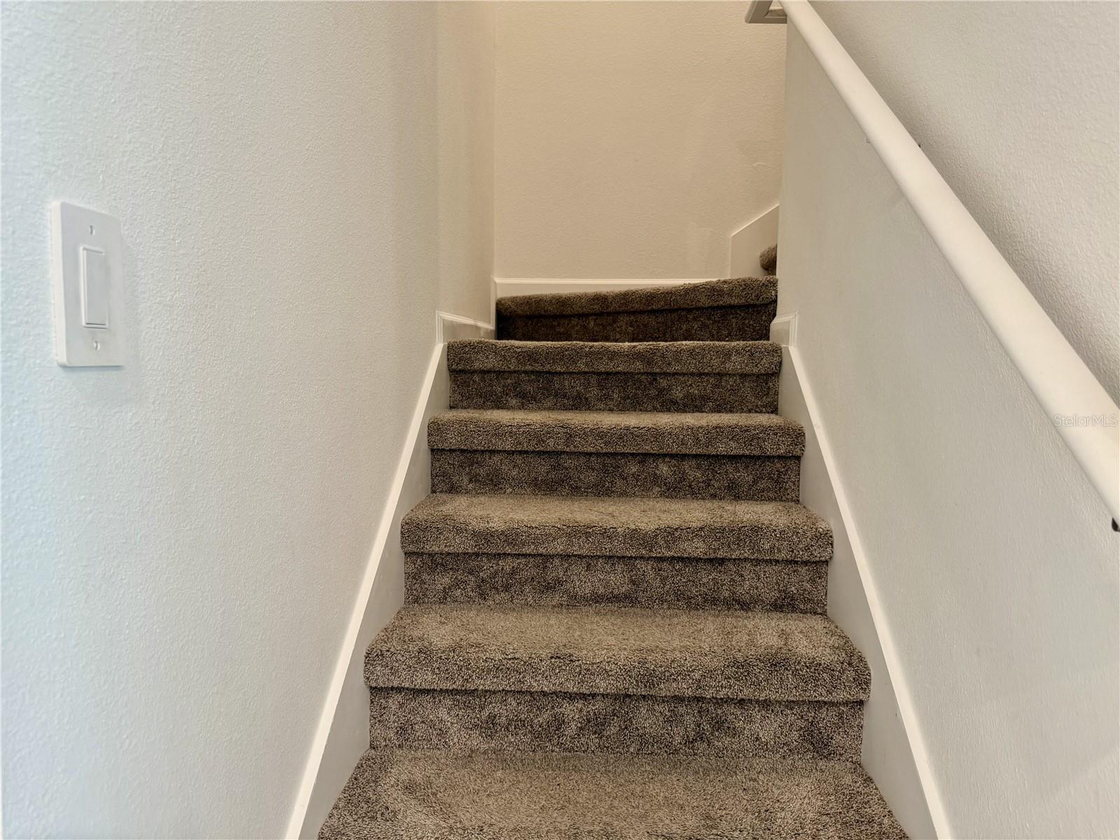 Image 15 of 35 For 7693 Stone Creek Trl