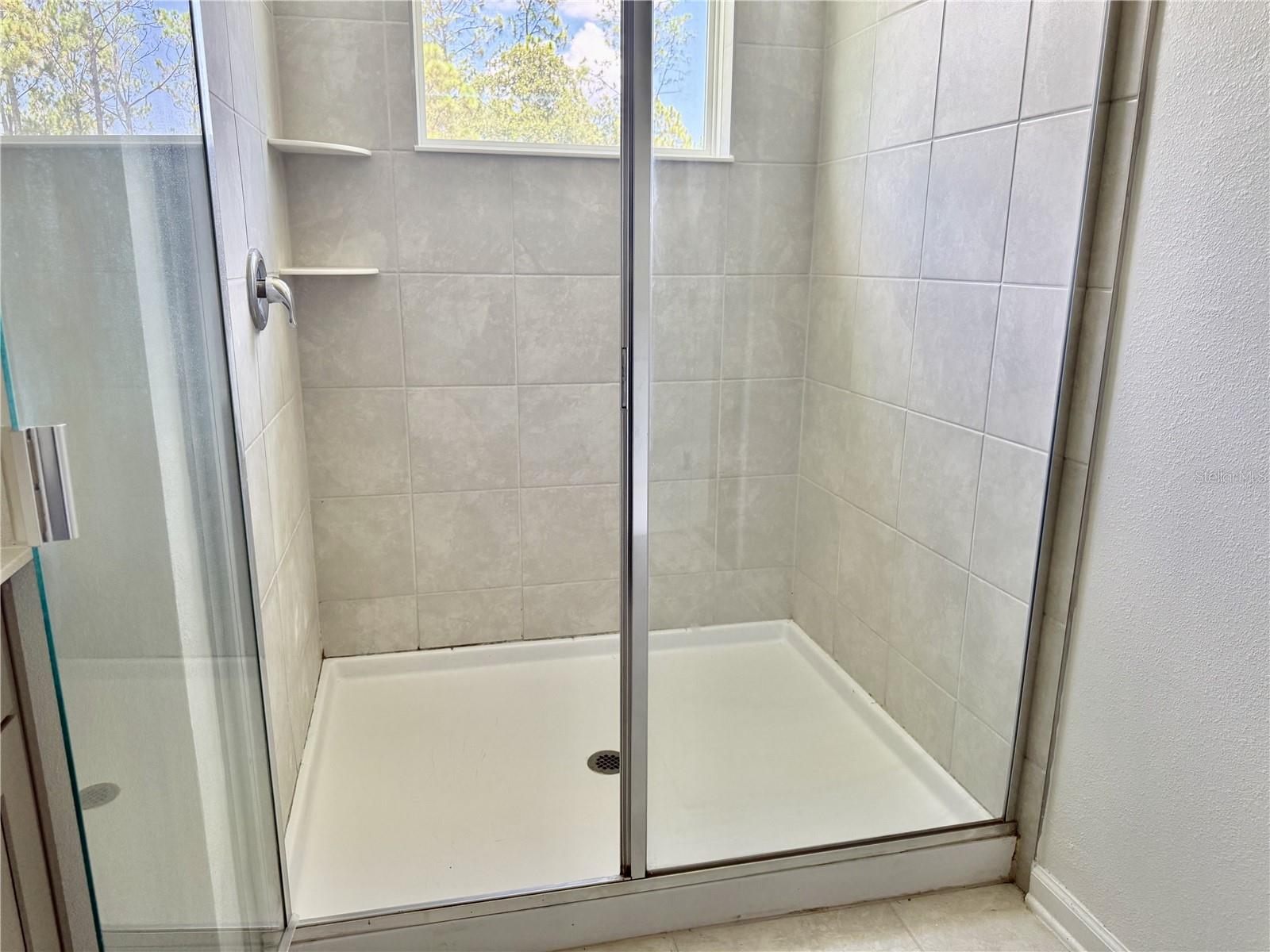 Image 19 of 35 For 7693 Stone Creek Trl