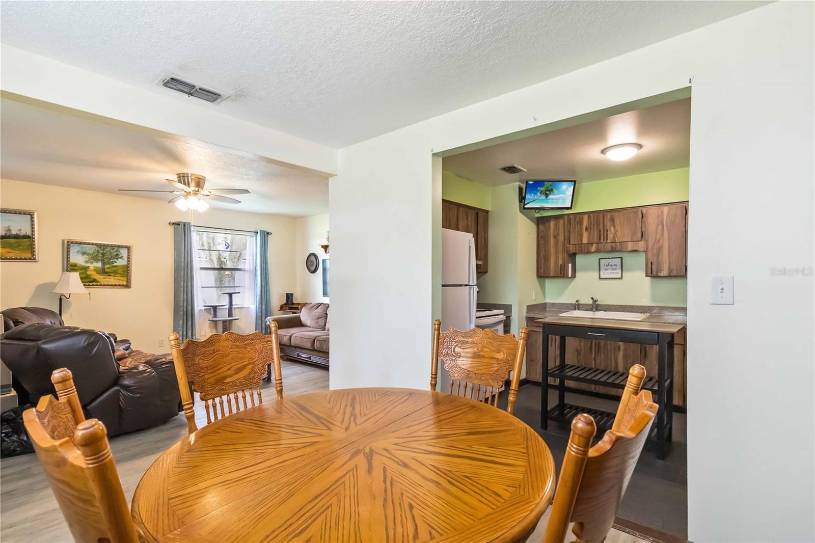 Image 15 of 46 For 2184 James Drive