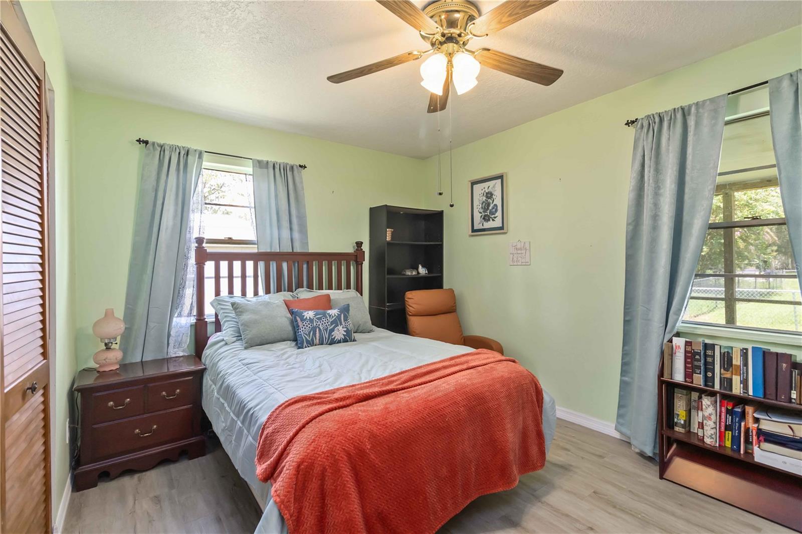 Image 16 of 46 For 2184 James Drive