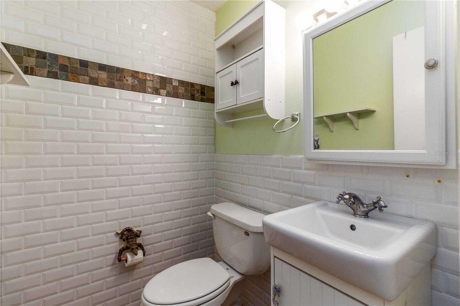 Image 20 of 46 For 2184 James Drive