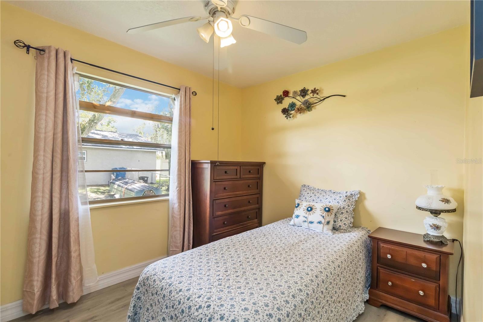 Image 22 of 46 For 2184 James Drive