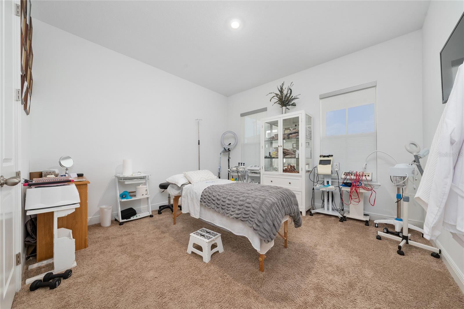 Image 15 of 52 For 13475 Mcmillan Street