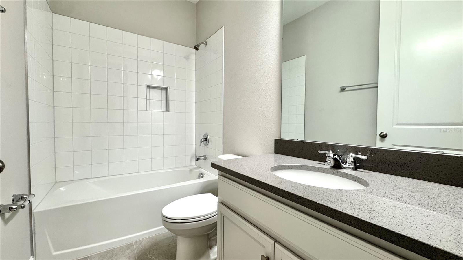 Image 23 of 42 For 9928 Rodbell Street