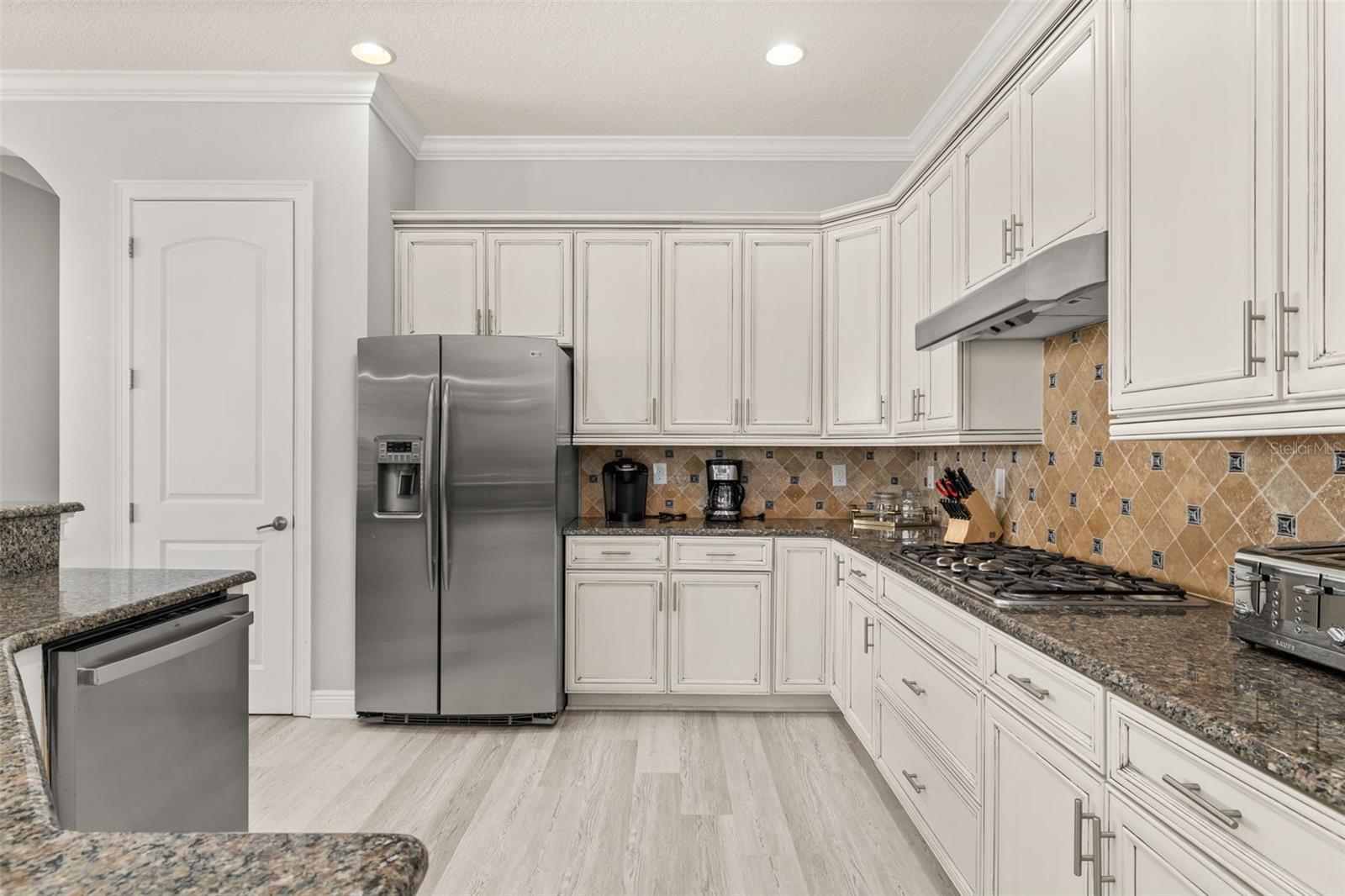 Image 20 of 89 For 792 Desert Mountain Court