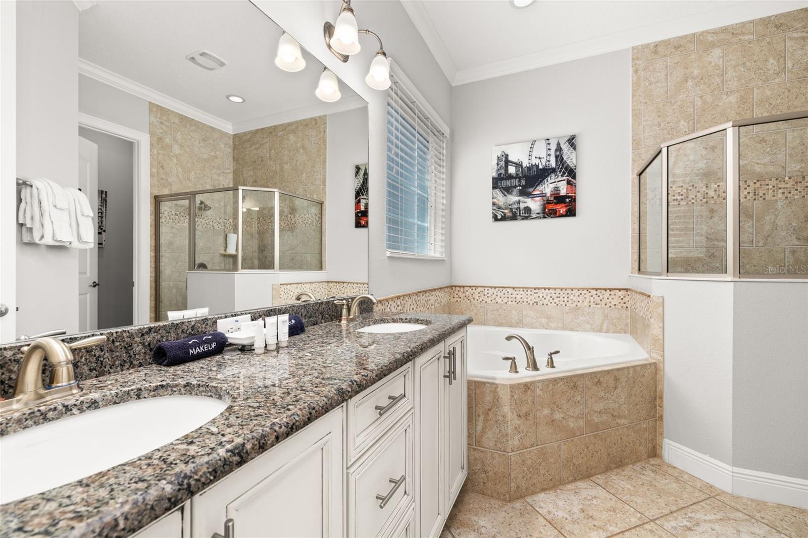 Image 28 of 89 For 792 Desert Mountain Court