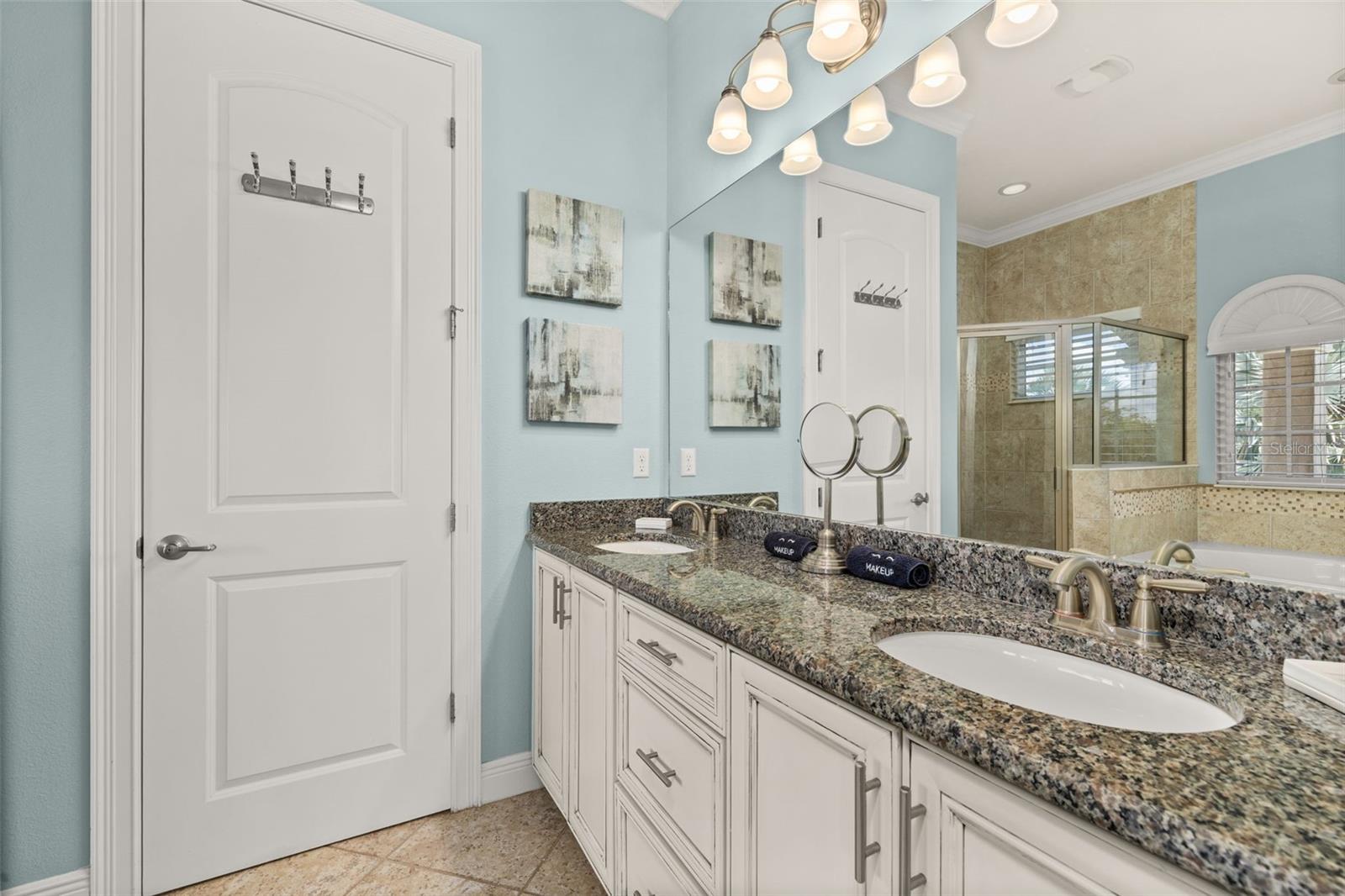 Image 48 of 89 For 792 Desert Mountain Court