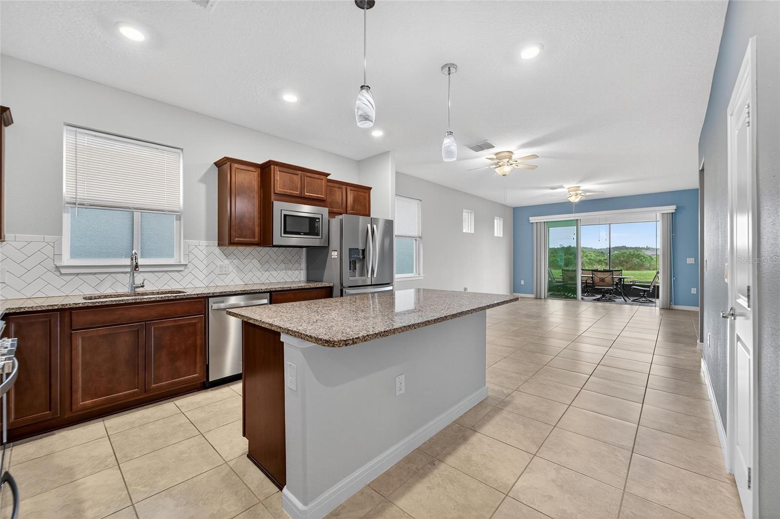 Image 12 of 70 For 5500 Blue Crush Bend