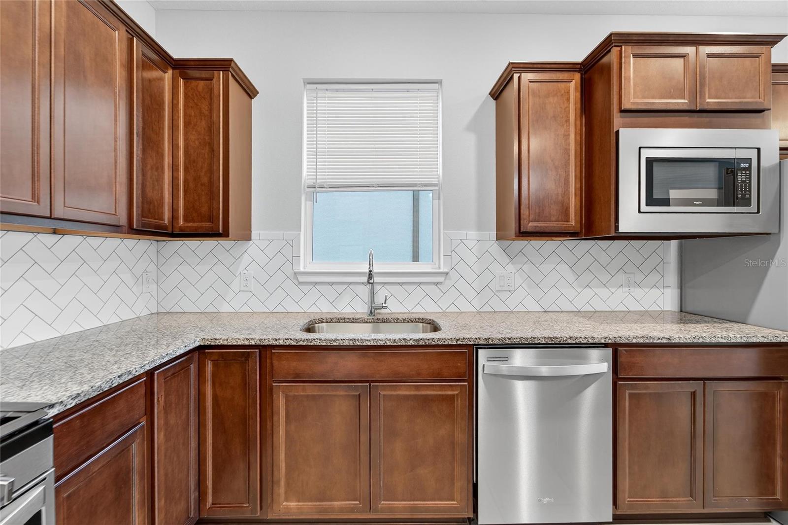 Image 13 of 70 For 5500 Blue Crush Bend