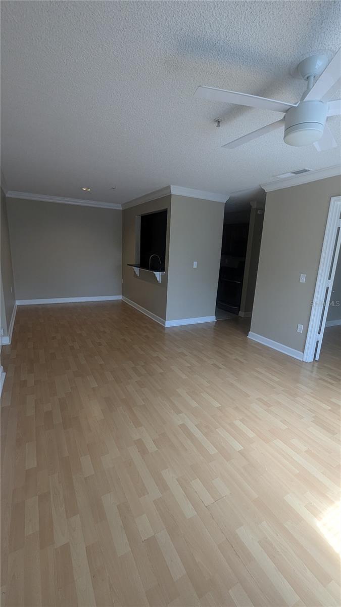 Image 2 of 22 For 2035 Dixie Belle Drive 2035p