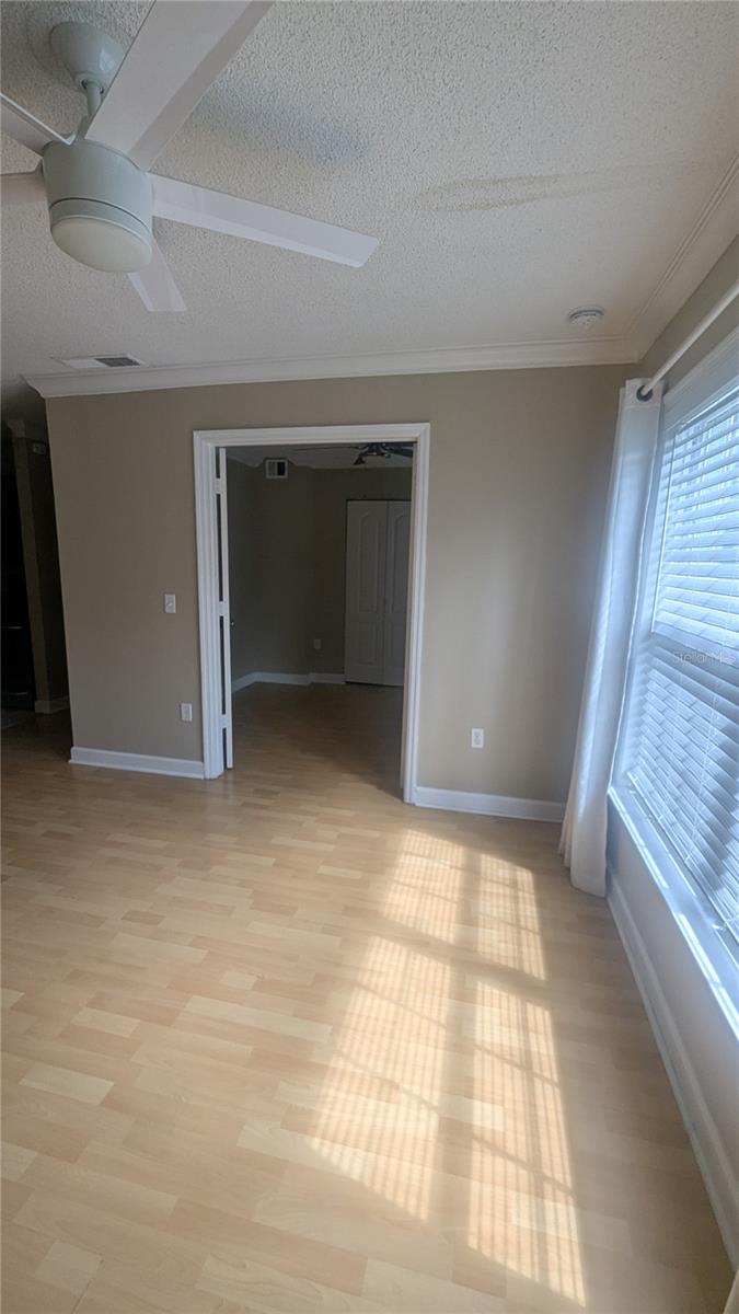 Image 7 of 22 For 2035 Dixie Belle Drive 2035p