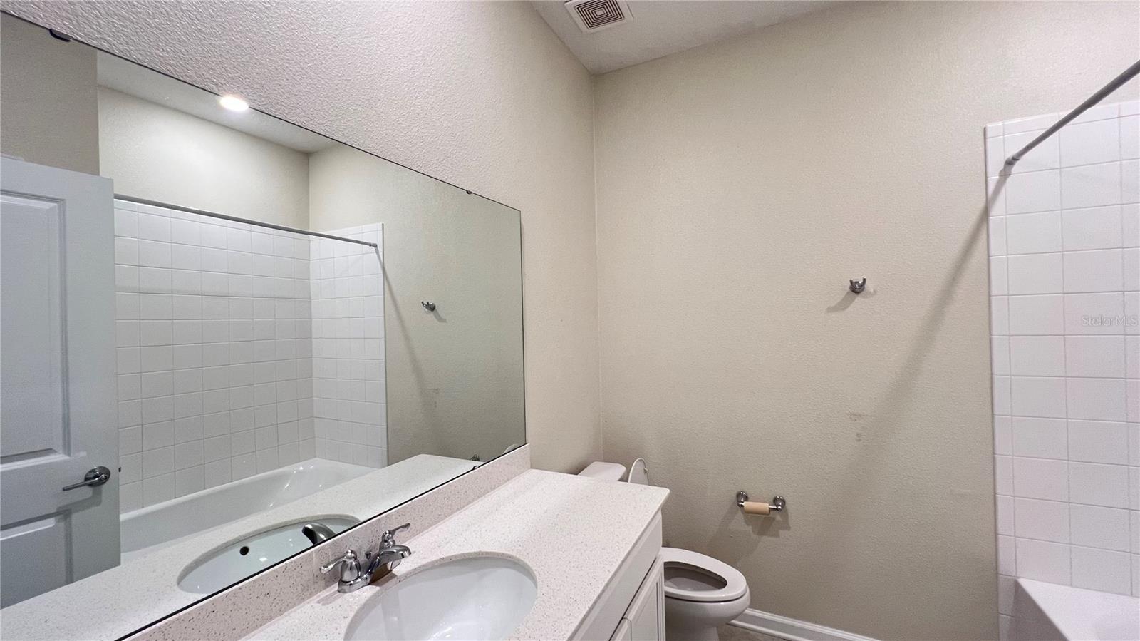 Image 10 of 29 For 16441 Fernridge Street