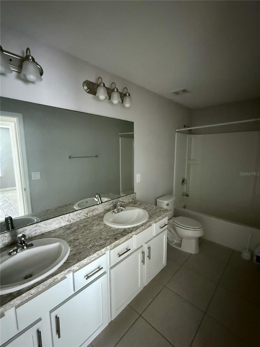 Image 16 of 21 For 3301 Beau Road