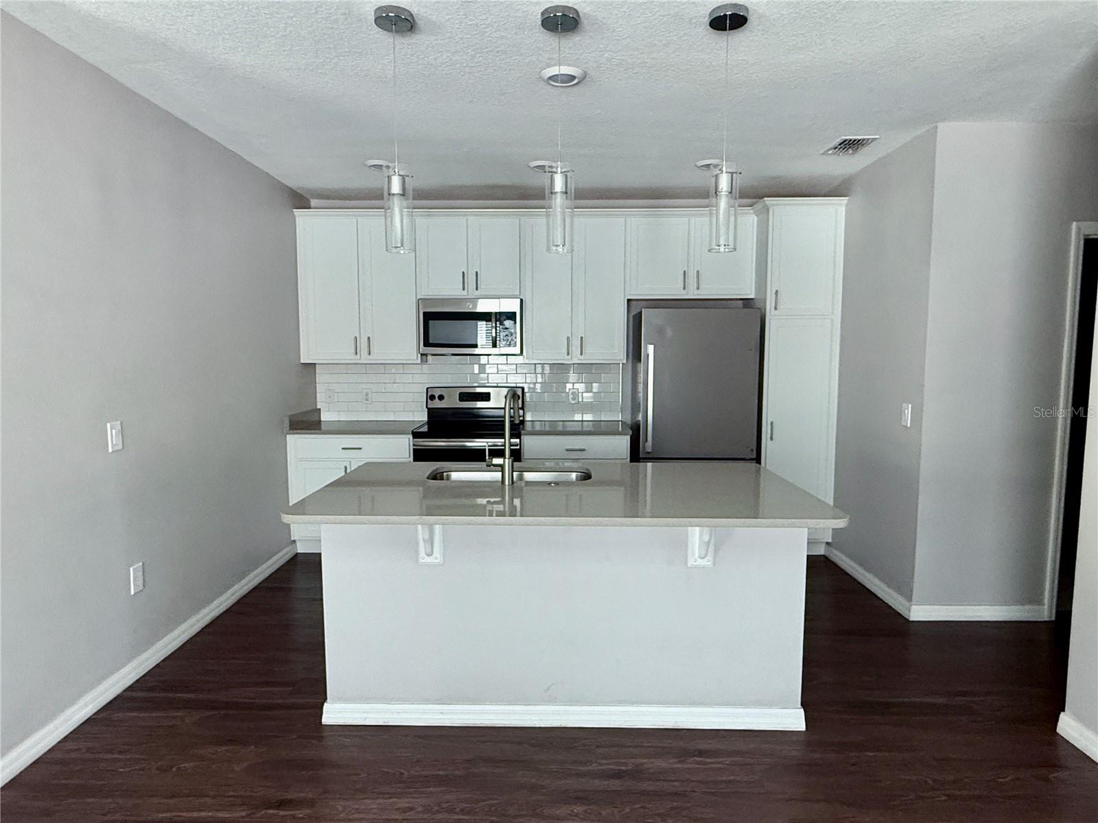 Image 4 of 21 For 3301 Beau Road