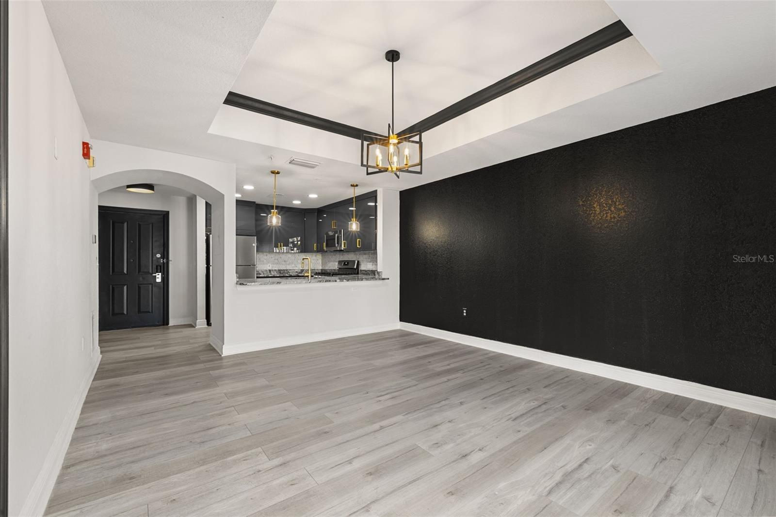 Image 10 of 55 For 1322 Seven Eagles Court 101