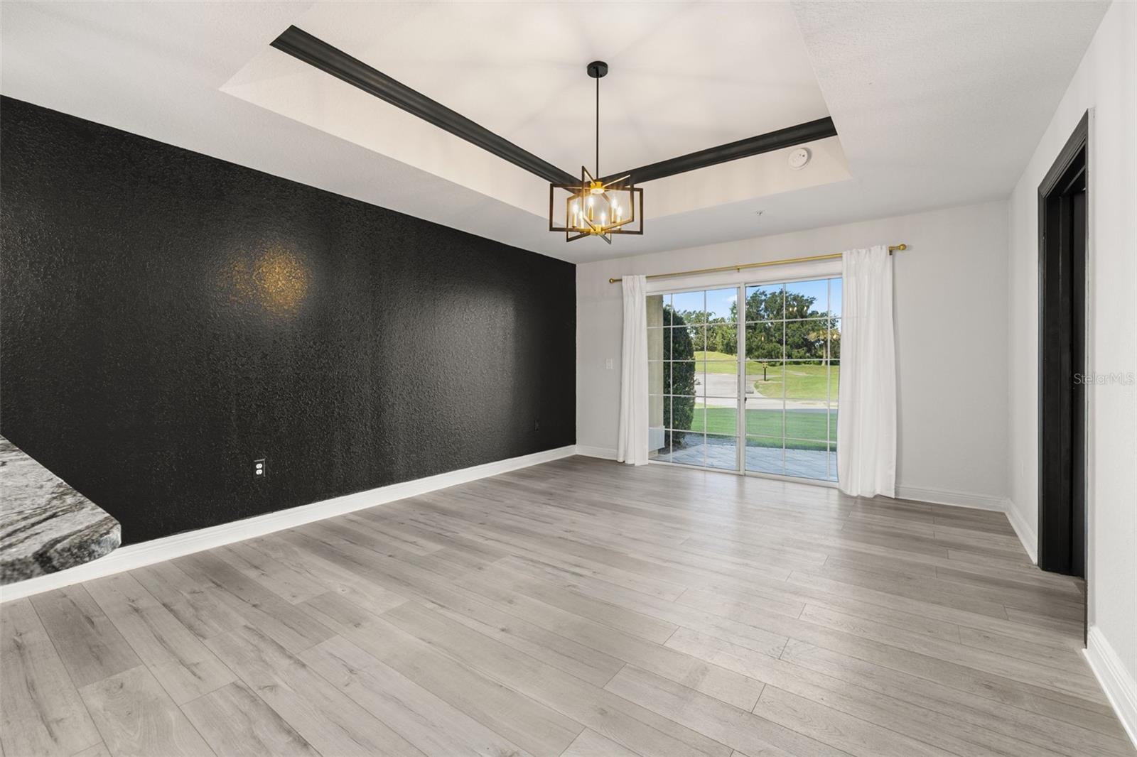 Image 11 of 55 For 1322 Seven Eagles Court 101