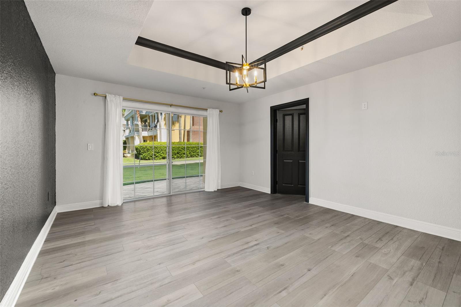 Image 12 of 55 For 1322 Seven Eagles Court 101