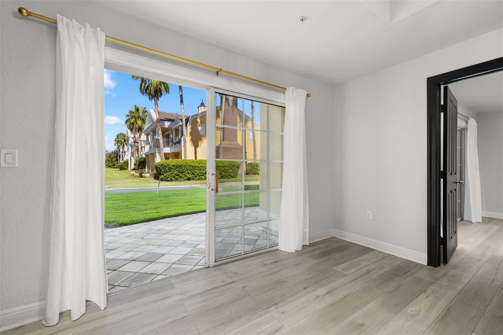 Image 13 of 55 For 1322 Seven Eagles Court 101