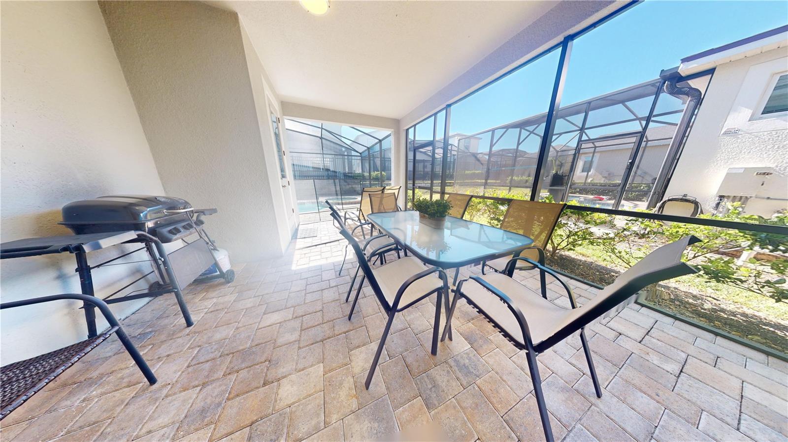 Image 11 of 41 For 9028 Egret Mills Terrace