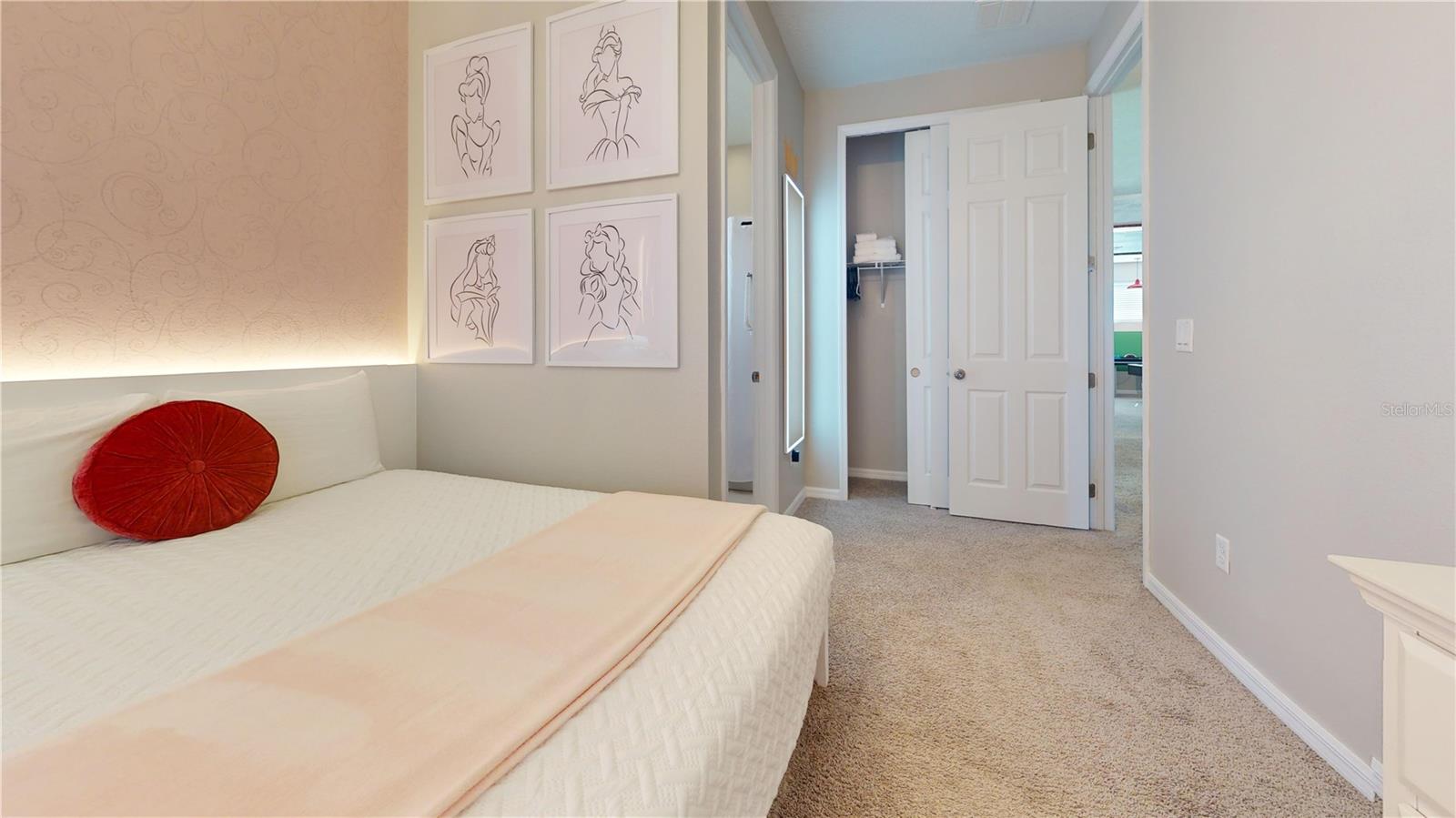Image 22 of 41 For 9028 Egret Mills Terrace