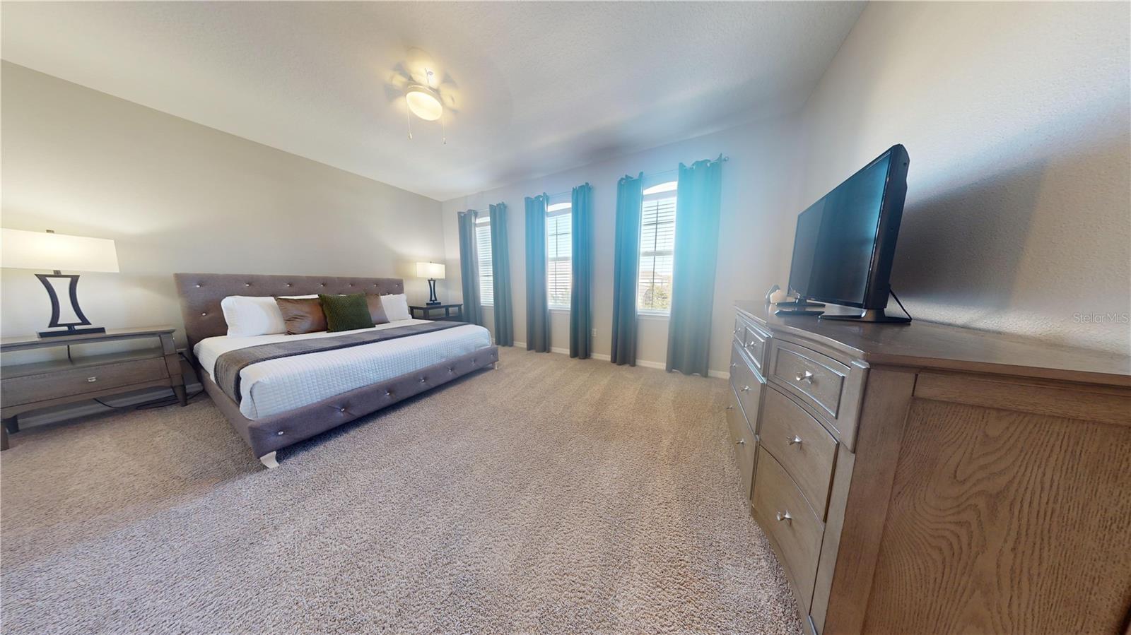 Image 3 of 41 For 9028 Egret Mills Terrace