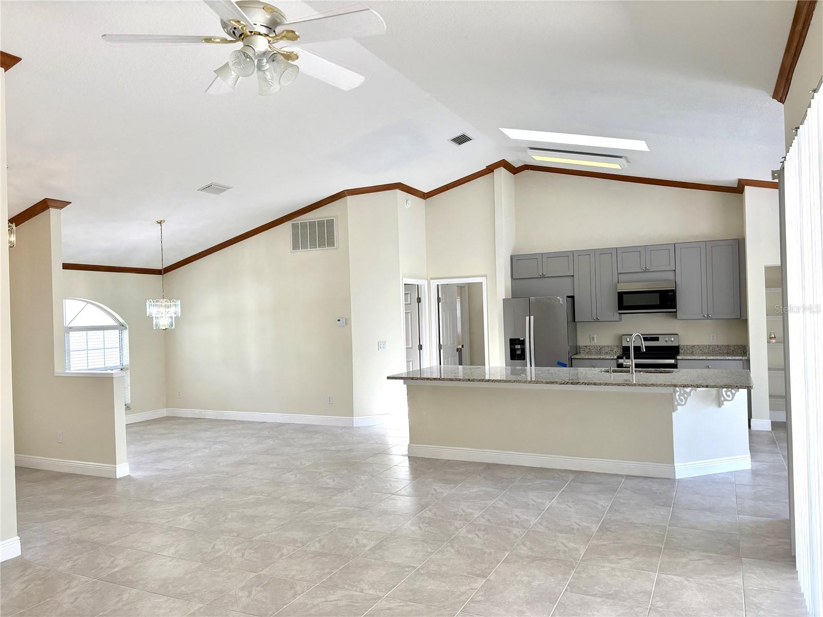 Image 14 of 68 For 4572 32nd Street