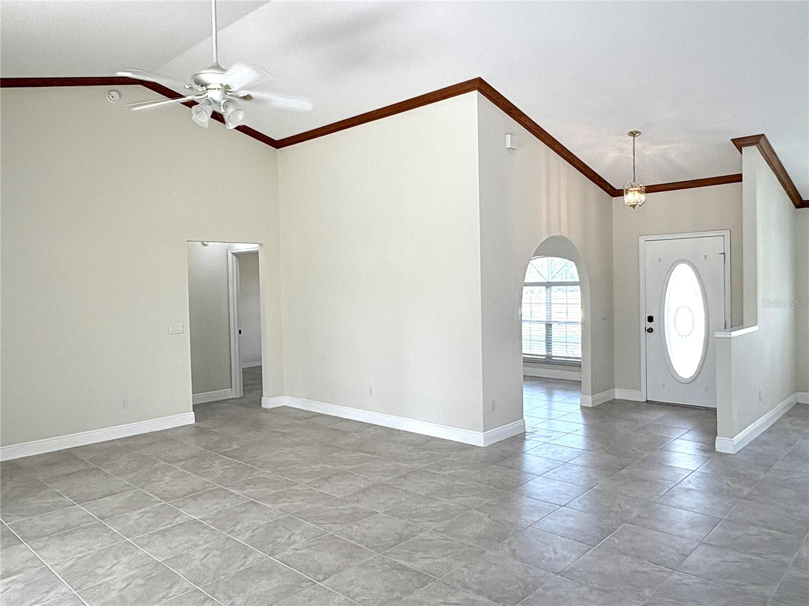 Image 18 of 68 For 4572 32nd Street