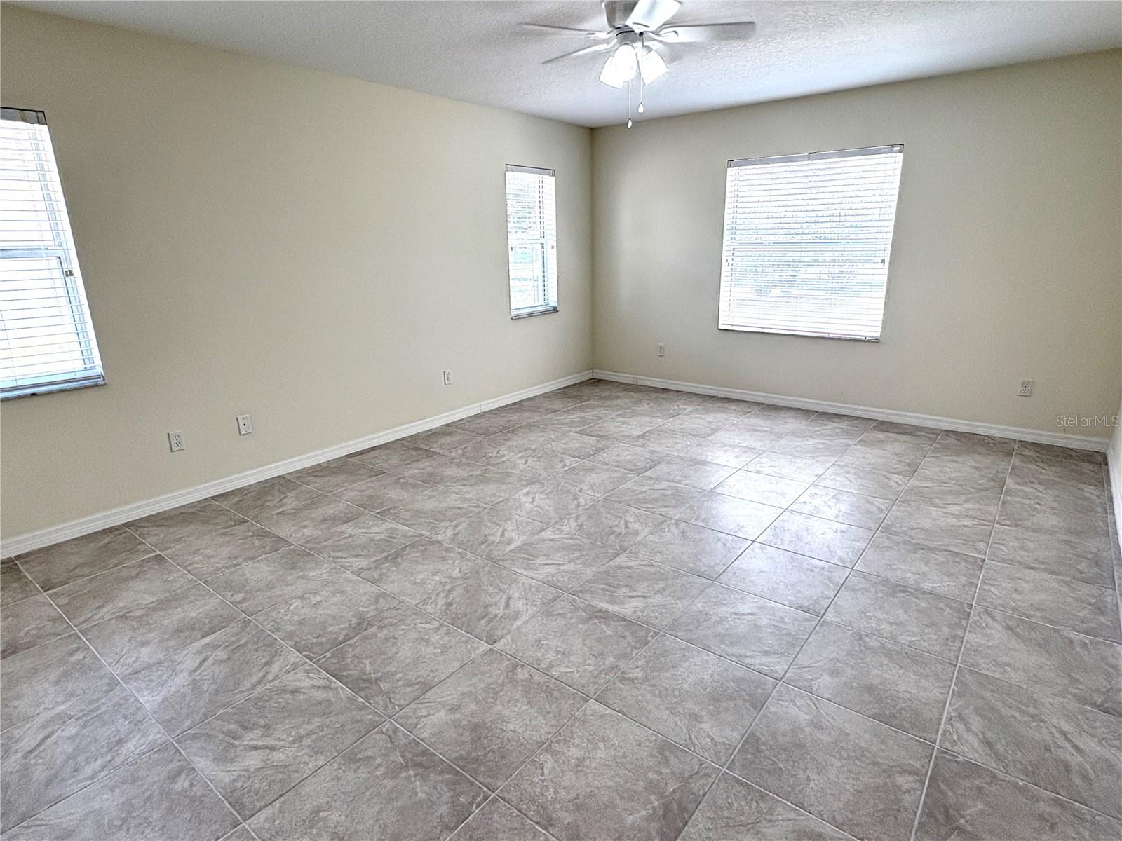 Image 33 of 68 For 4572 32nd Street