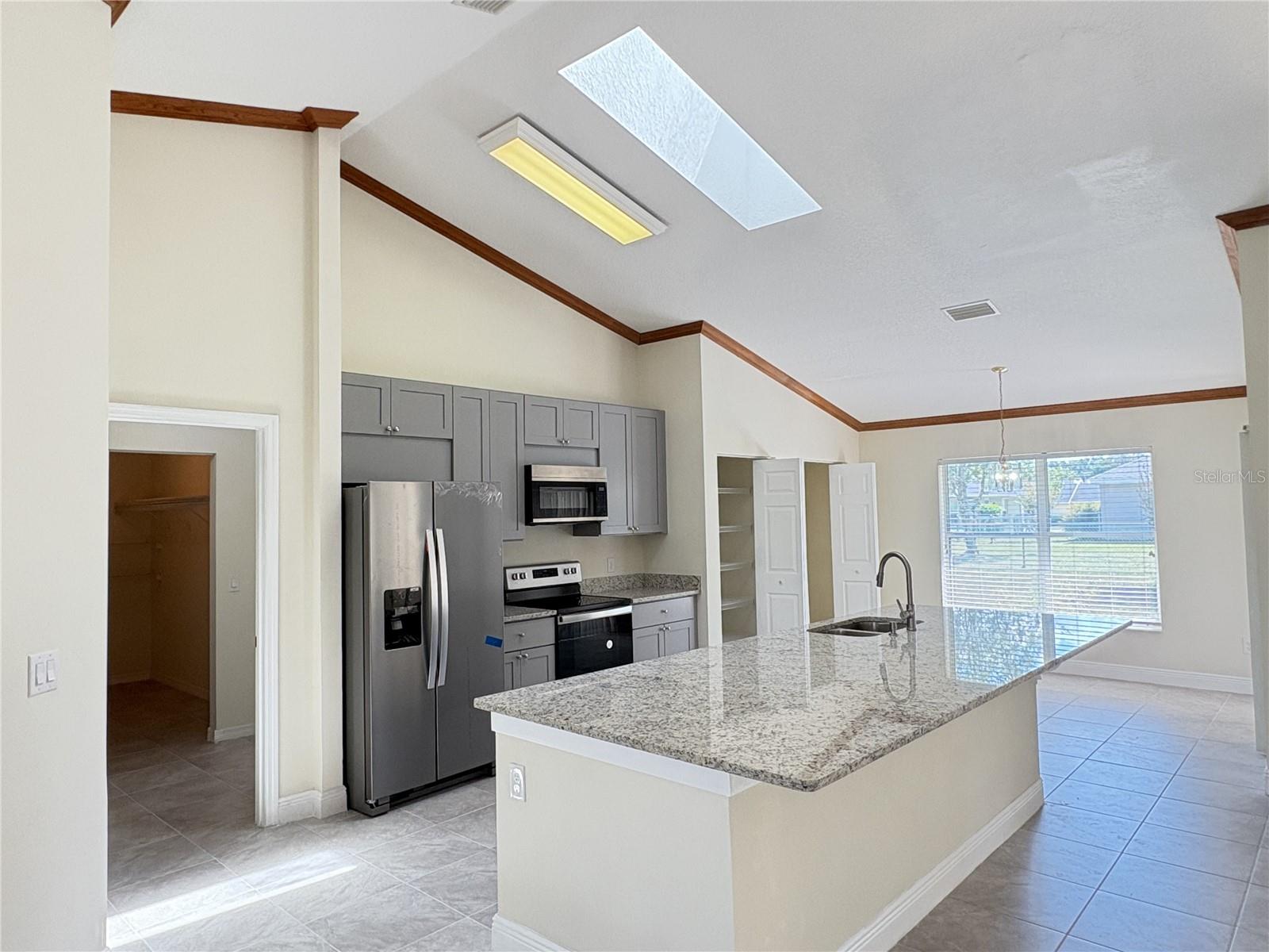 Image 36 of 68 For 4572 32nd Street