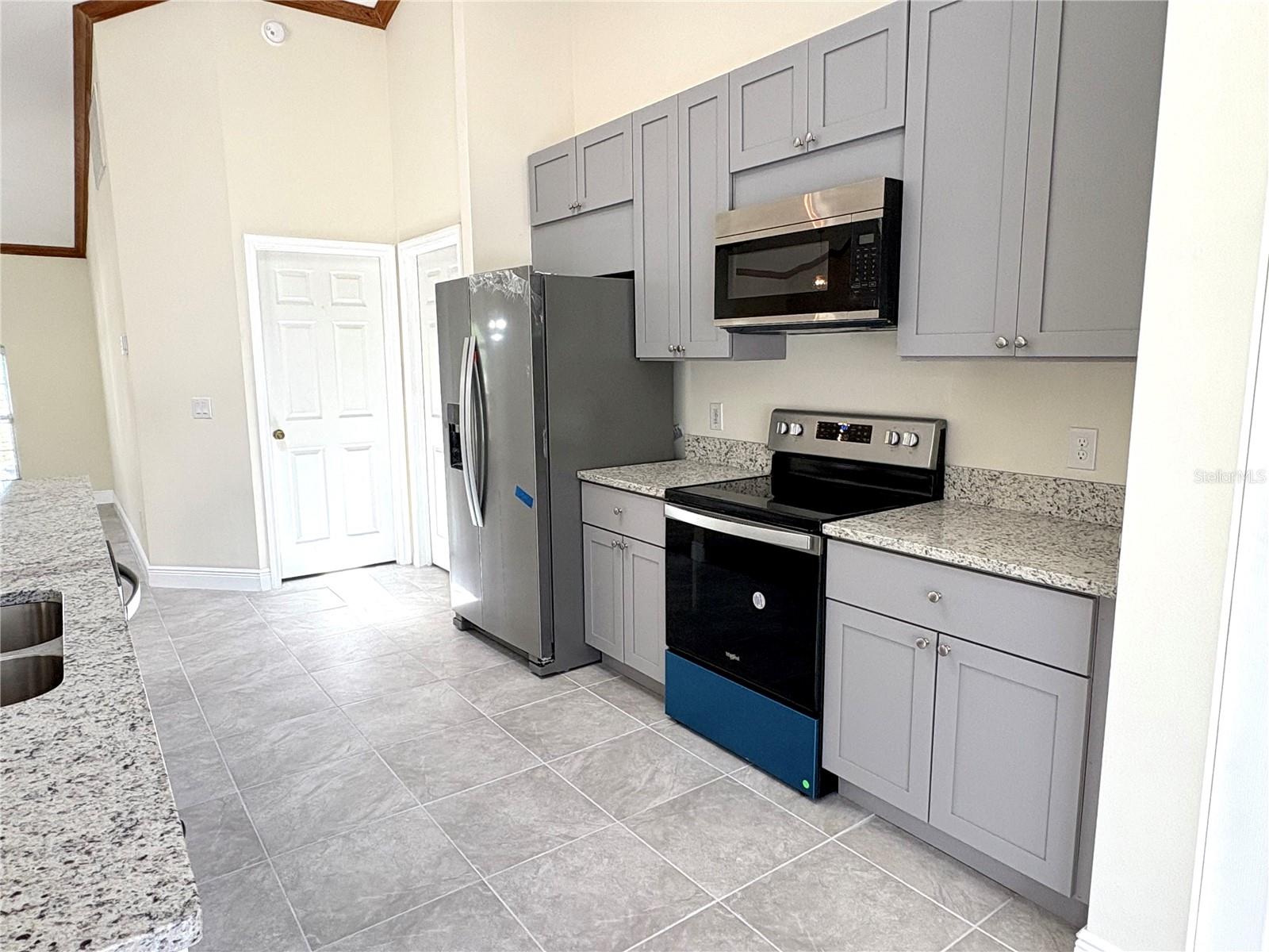 Image 40 of 68 For 4572 32nd Street