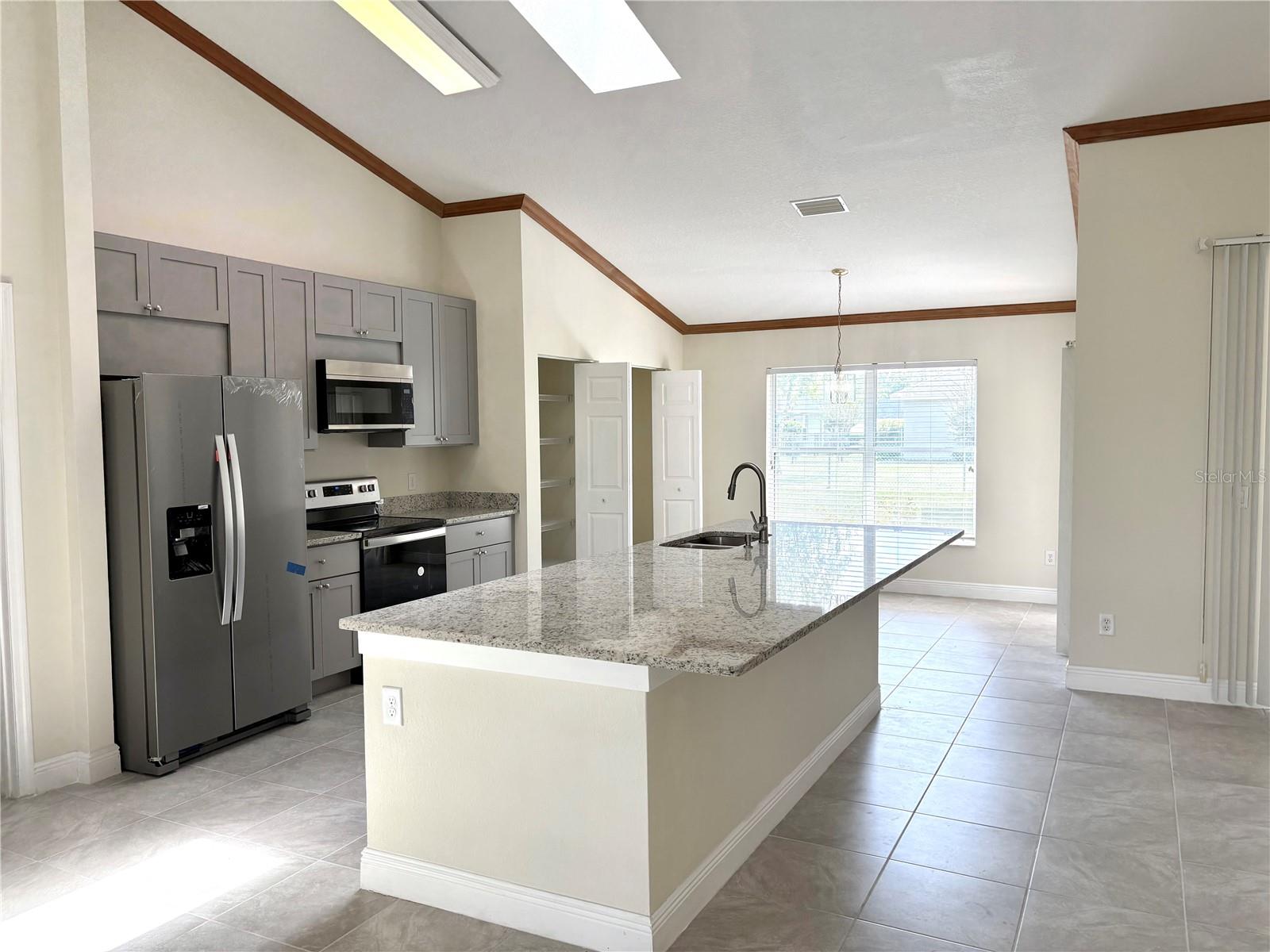 Image 5 of 68 For 4572 32nd Street