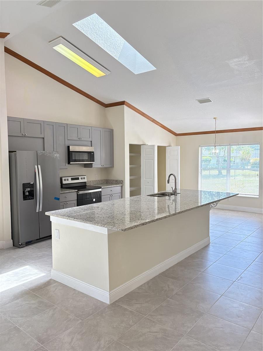 Image 7 of 68 For 4572 32nd Street