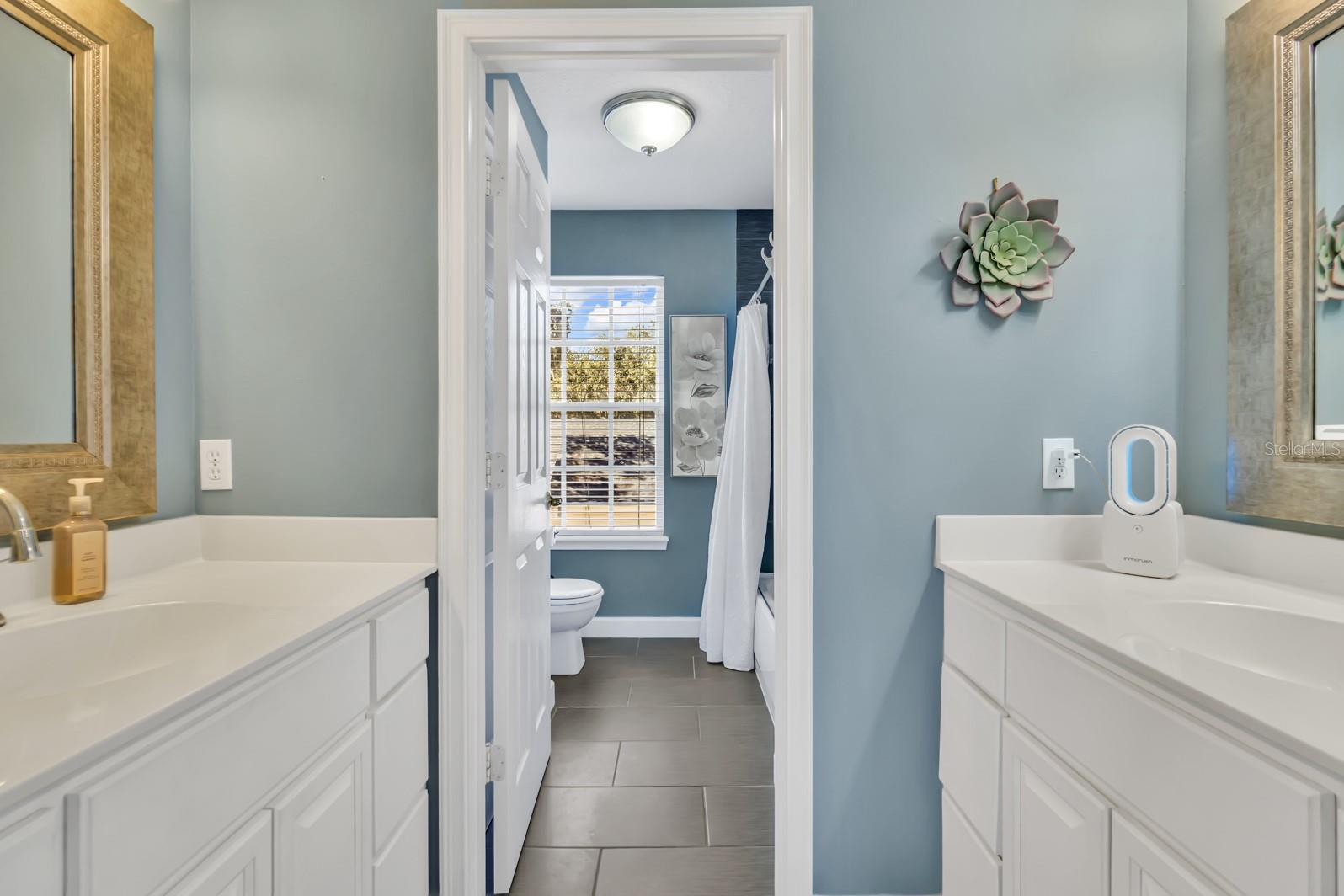Image 42 of 70 For 1505 Eagles Landing Court