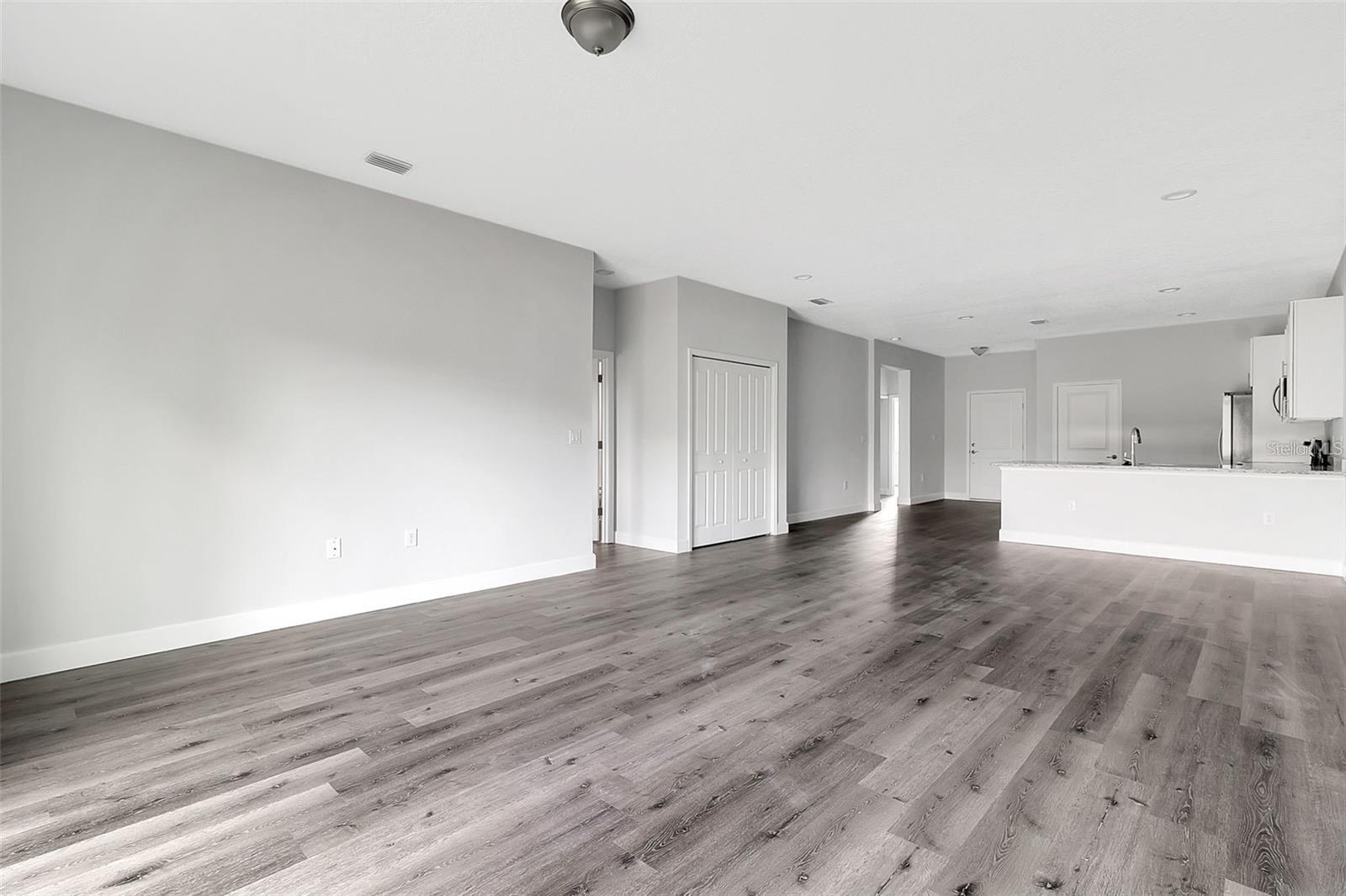 Image 2 of 10 For 8519 Agate Street 8521