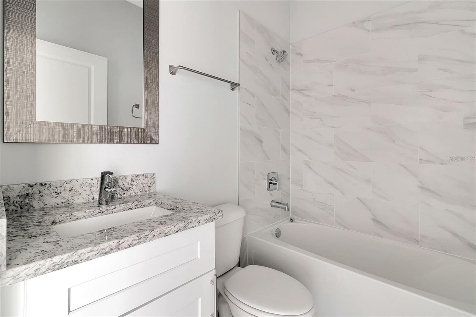 Image 5 of 10 For 8519 Agate Street 8521