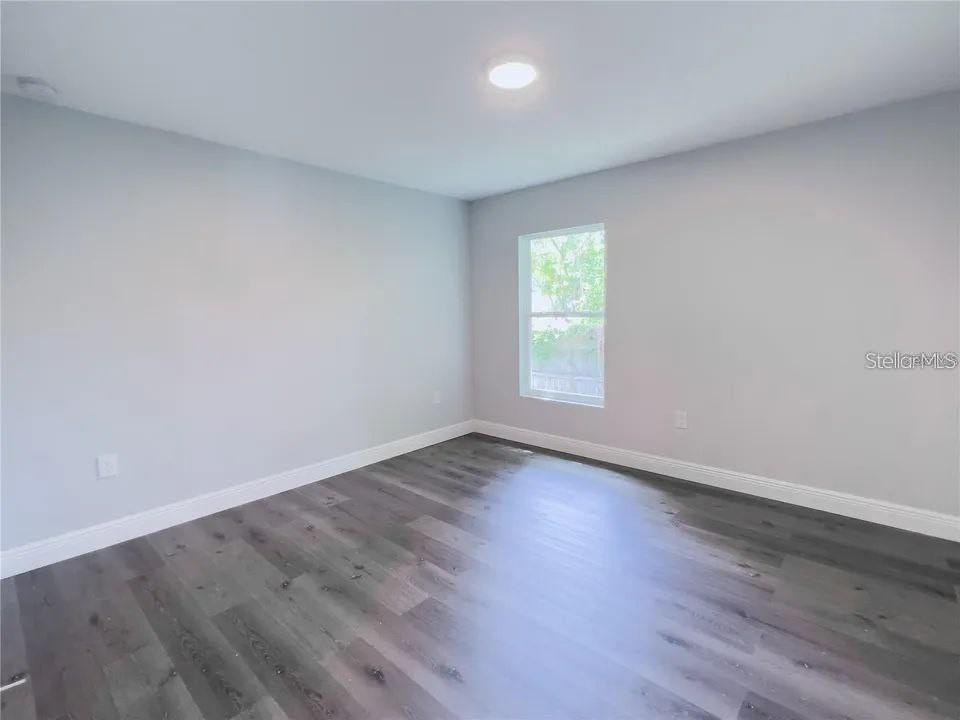 Image 4 of 9 For 6883 146th Lane Road