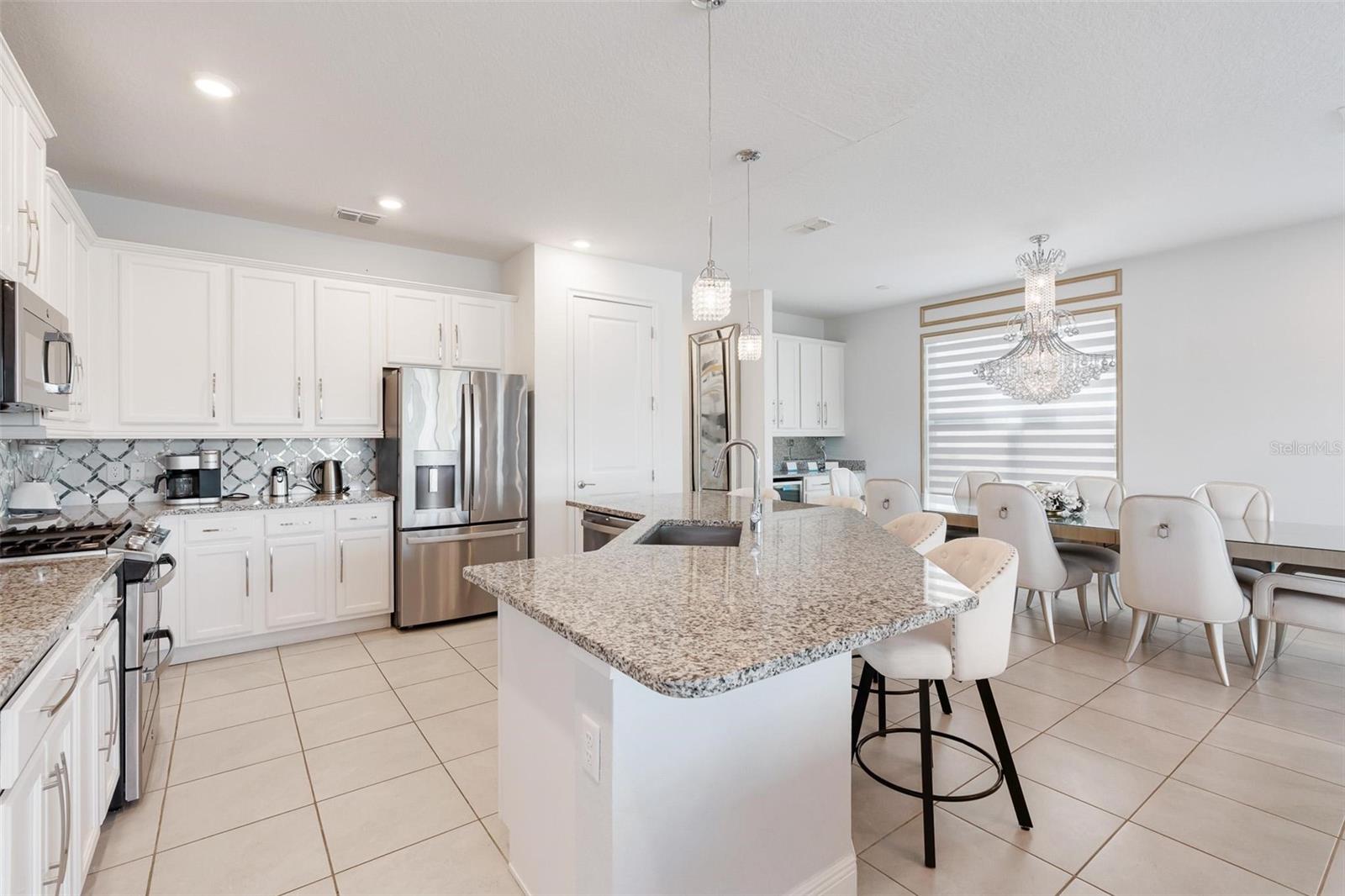 Image 11 of 57 For 740 Desert Mountain Court