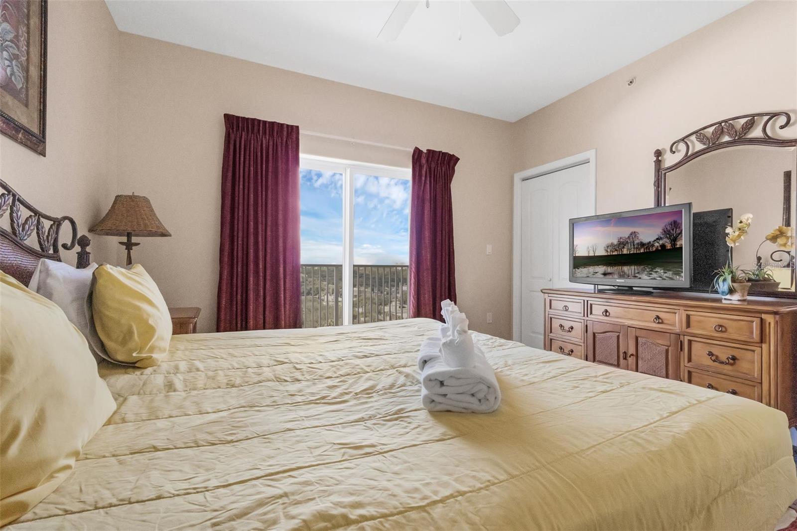 Image 12 of 42 For 13427 Blue Heron Beach Drive 807
