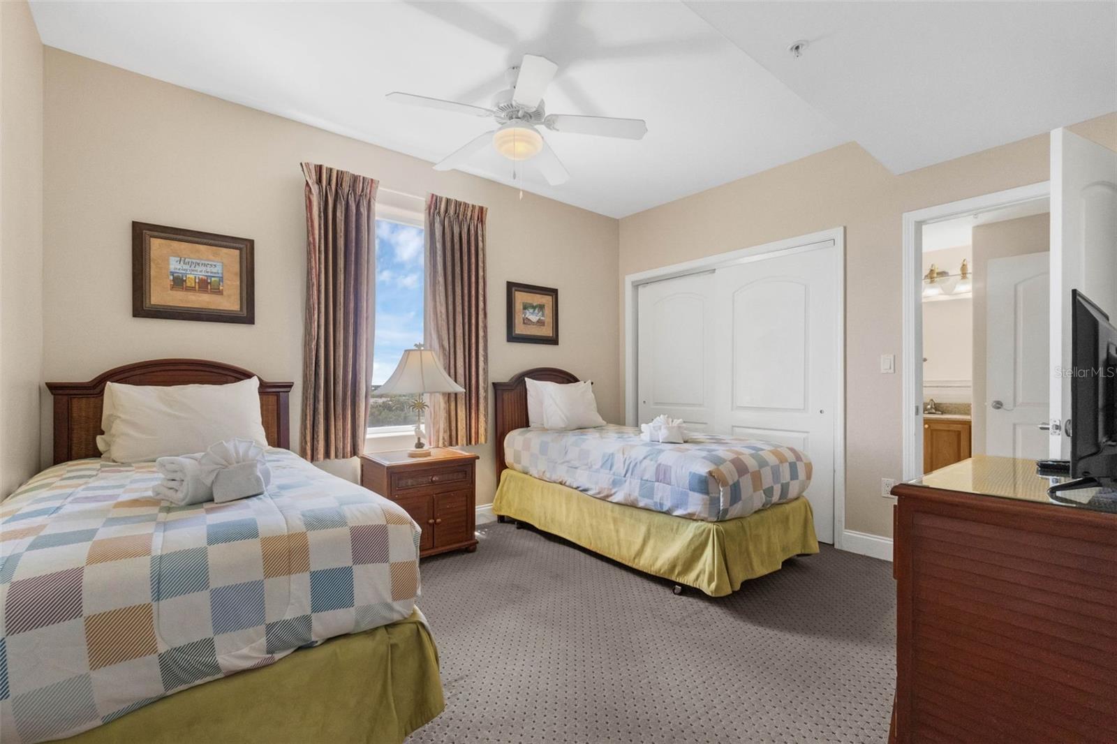 Image 14 of 42 For 13427 Blue Heron Beach Drive 807